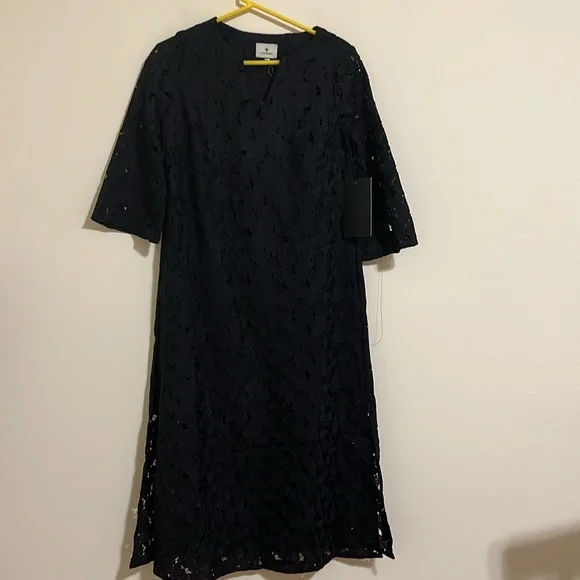 Tuckernuck BLACK V-Neck Lace Jamie black Dress size XS